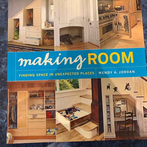 Book to plan and organize to make the most of your space - Picture 2 of 2